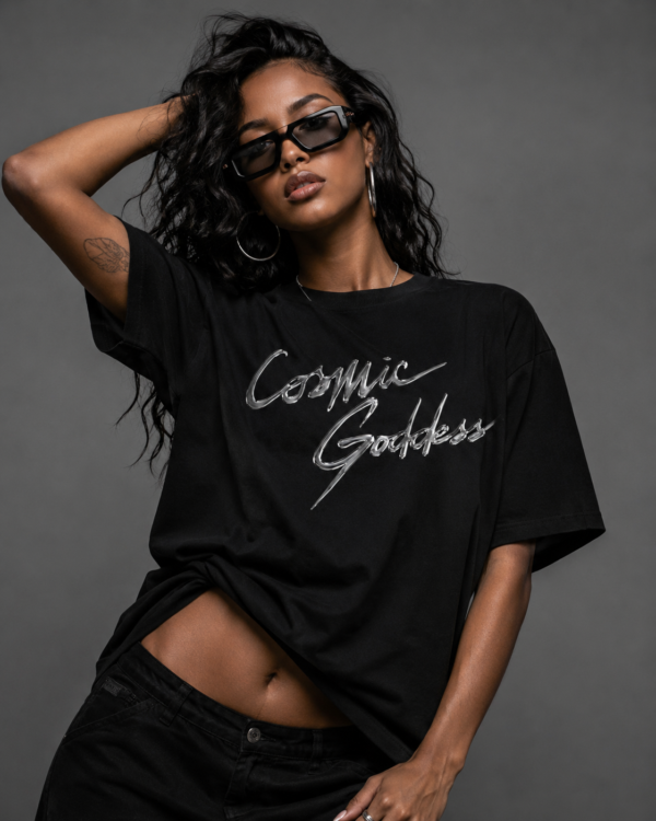 Black oversized tshirt